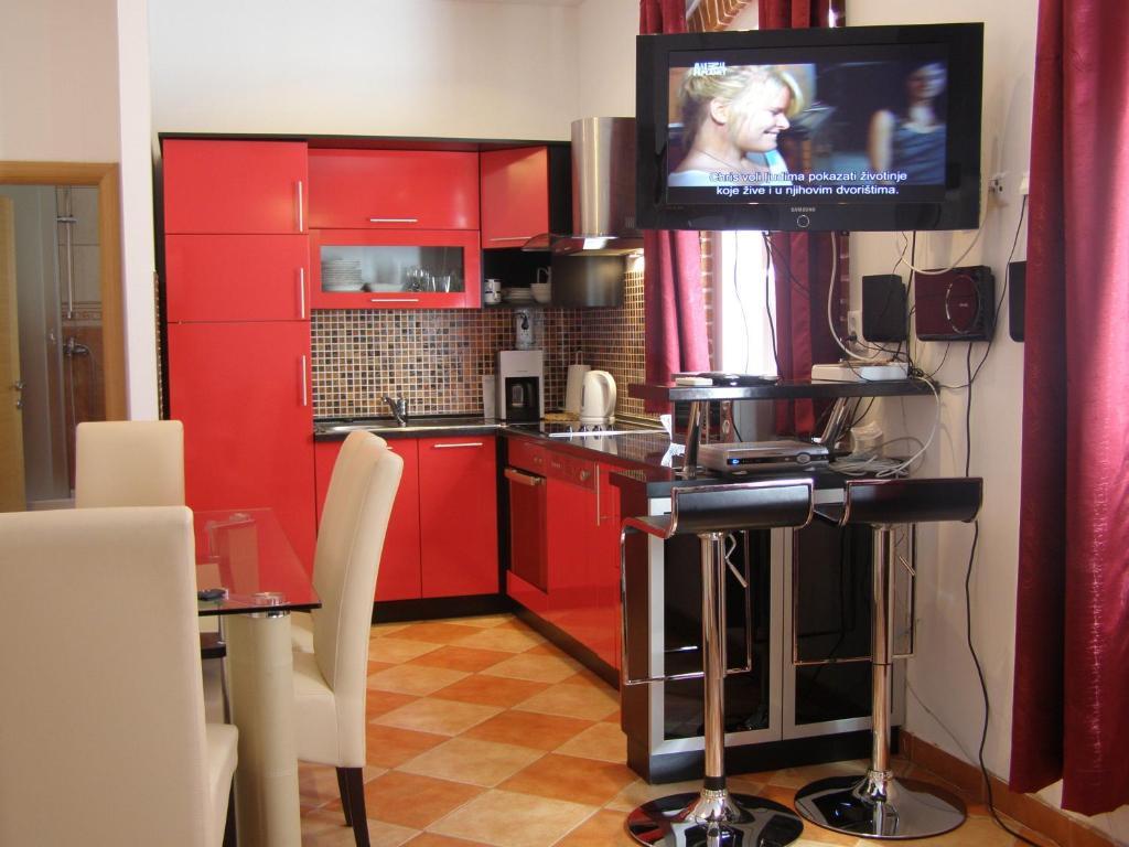 Artistic Apartment *